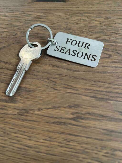Елегантен Двустаен Апартамент Four Seasons 부르가스 외부 사진